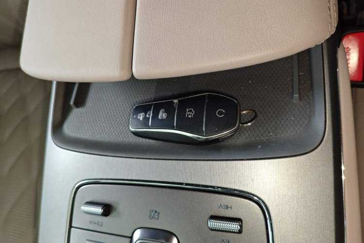 Used BYD Tang New Energy 2025 Intelligent Driving Version DM-i 115KM Flagship Edition Vehicle Key