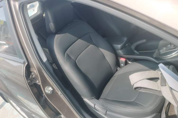 Used Kia Sportage R 2015 2.0L Automatic Two-Wheel Drive GL