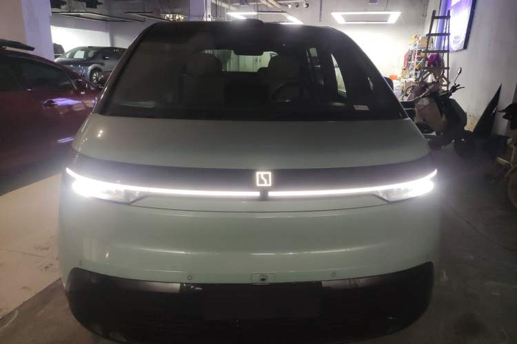 Used Zeekr MIX 2025 Long-Range Intelligent Driving Edition
