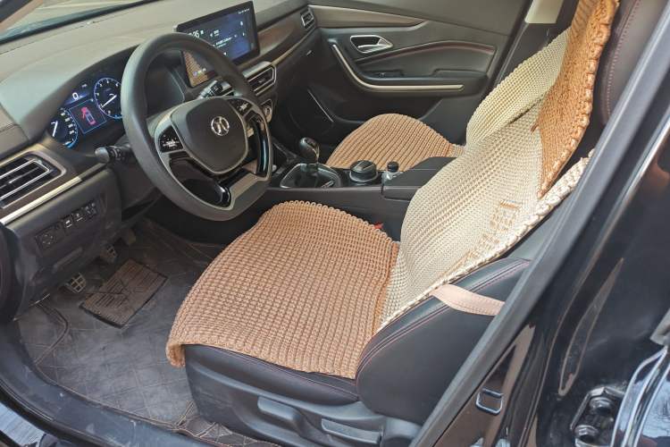 Used BAIC Beijing U7 2019 1.5T Manual Elite Version China VI