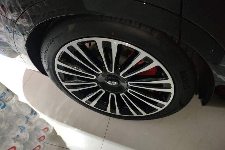 Used Hima AITO M9 2024 All-Electric Ultra Version 100 kWh 6-Seater Model
