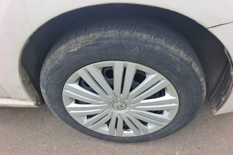 Used Volkswagen Polo 2016 1.6L Automatic Comfort Model