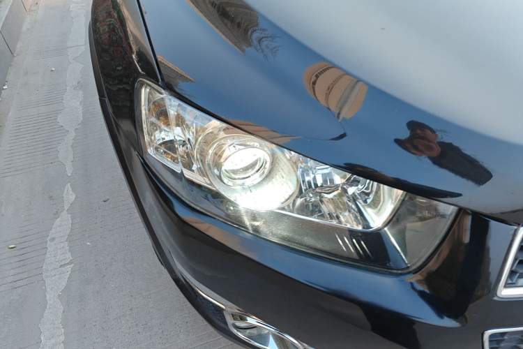 Used Chevrolet Captiva 2012 2.4L 4x4 Flagship Edition 7 Seats