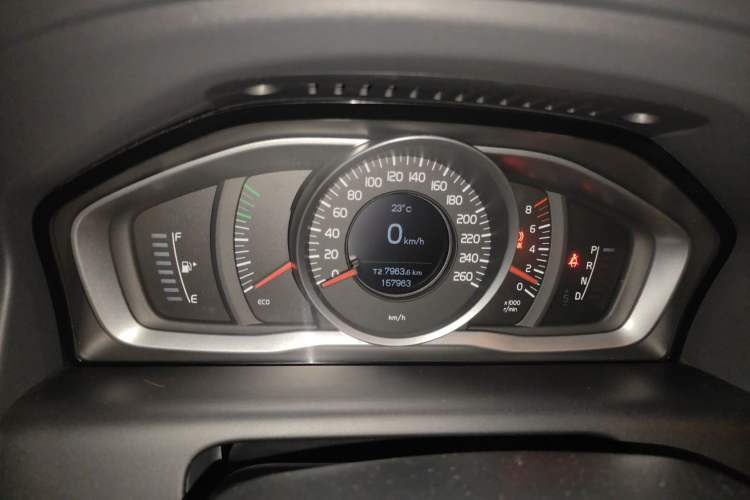 Used Volvo XC60 2014 T5 Zhiyi Edition Instrument Cluster