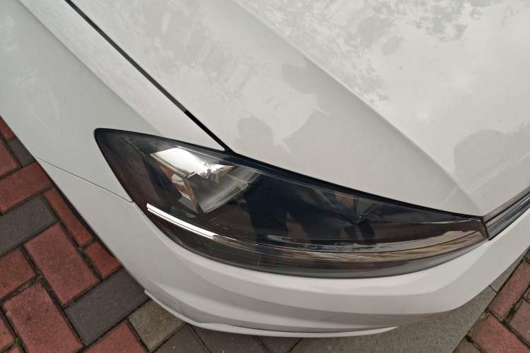 Used Volkswagen Golf 2018 230TSI Manual Comfort Version
