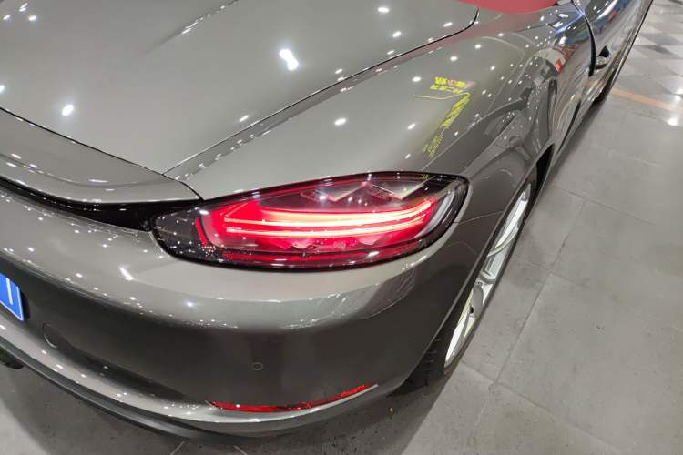 Used Porsche 718 2020 Boxster 2.0T Right Rear Taillight