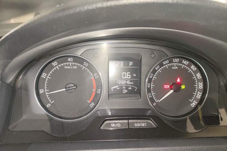 Used Skoda Rapid Spaceback 2014 1.4 TSI DSG Trend Edition