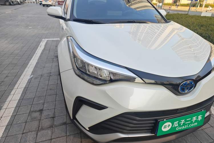 Used Toyota IZOA 2021 Dual-Motor 2.0L Yi Xing Edition
