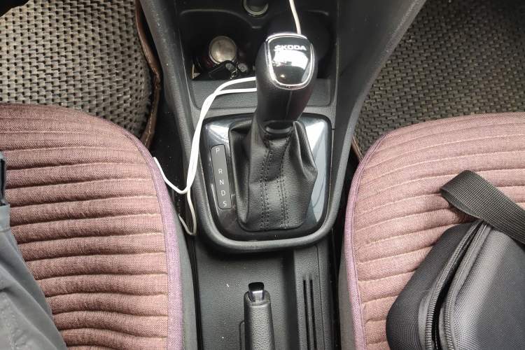 Used Skoda Rapid Spaceback 2018 1.6L Automatic Standard Edition