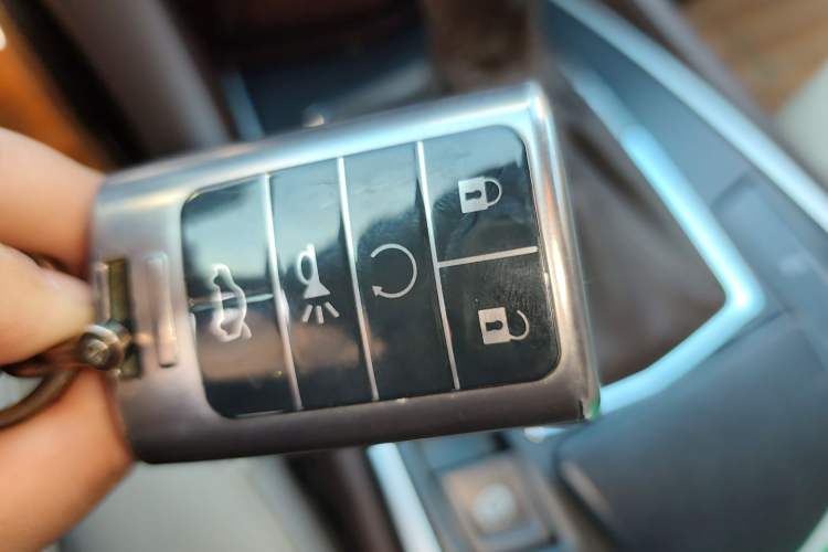 Used Cadillac SRX 2013 3.0L Leading Model Vehicle Key