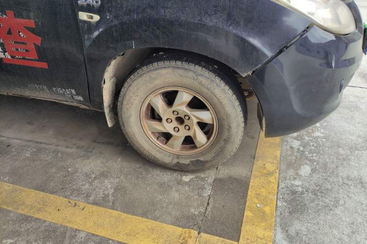 Used JMC Yuhu 7 2016 2.4L Two-Wheel Drive Ultra-Luxury 4G69
