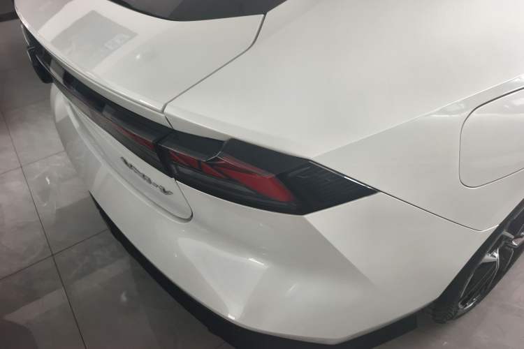 Used Changan UNI-V iDD 2024 Blue Whale Smart Electric iDD 136km Luxury Model