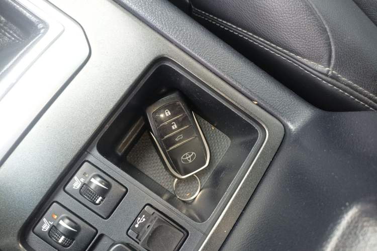 Used Toyota Prado 2016 2.7L Automatic Standard Edition
