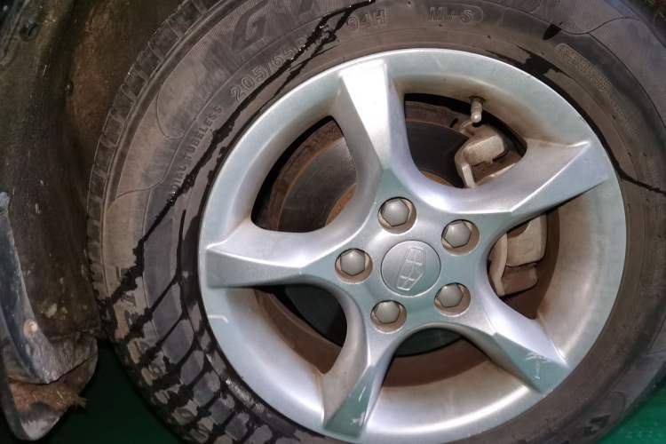 Used Geely Auto Classic Emgrand 2013 Sedan 1.5L Manual Entry-Level Model