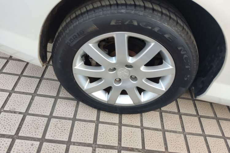 Used Peugeot 308 2014 Enjoy Edition Classic 1.6L Manual YouShang Model Right Rear Wheel Hub