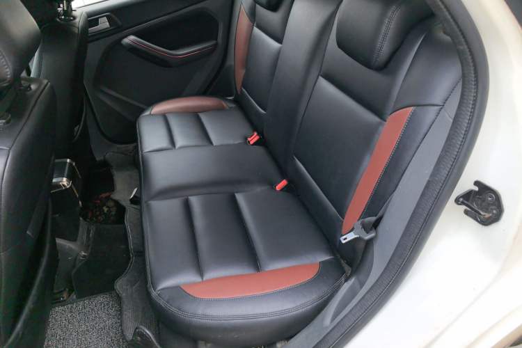 Used Ford Focus 2013 Hatchback Classic 1.8L Automatic Base Model