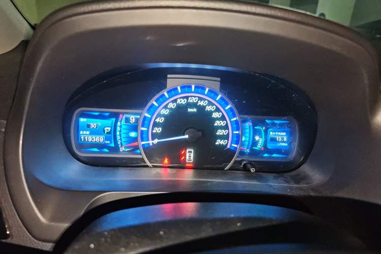 Used BYD S7 2015 2.0T Automatic Prestige Model