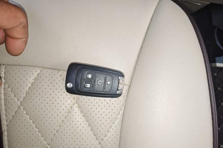 Used Buick GL8 2017 25S Comfort Version China V Standard
