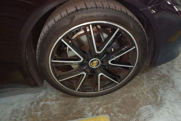 Used Porsche Panamera 
