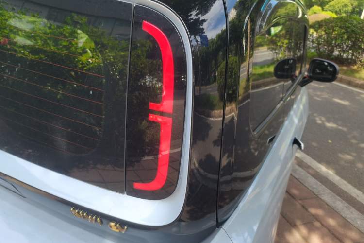 Used Baojun KiWi EV 2022 Artist Lite Edition Ternary Lithium