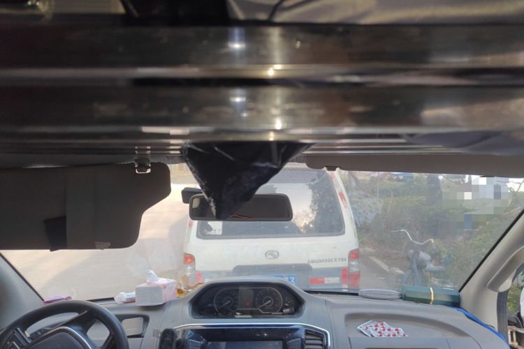 Used SAIC MAXUS Xintu V80 2018 2.5T AMT Aoyuntong Long Wheelbase Mid-Roof 7/10-Seater
