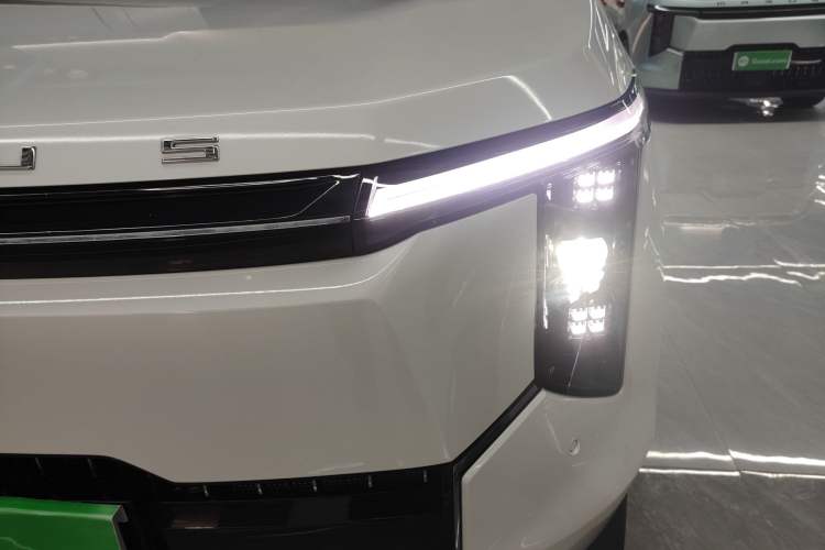 Used SAIC MAXUS Dajia 7 2024 Revised Version Super Hybrid Long-Range Edition Enjoyment Version
