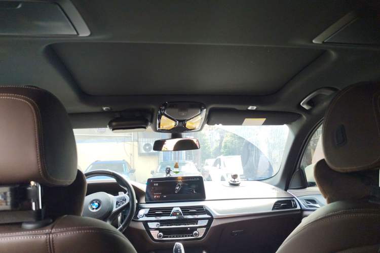 Used BMW 5 Series 2021 530Li Leading Model M Sport Package