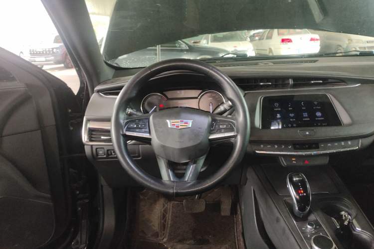 Used Cadillac XT4 2021 28T Two-Wheel Drive Tech Edition
