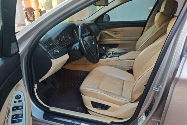 Used BMW 5 Series 2013 520Li Elegant Edition Driver Seat