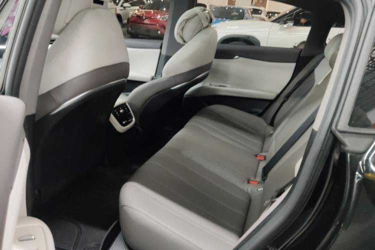 Used Deepal L07 2024 230Max Range-Extended Version
