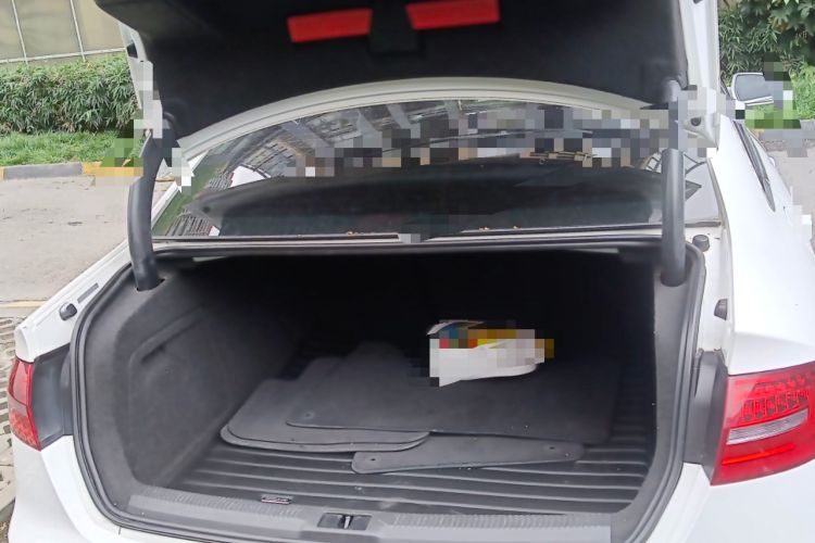 Used Audi A4L 2015 35 TFSI Automatic Standard Model Trunk