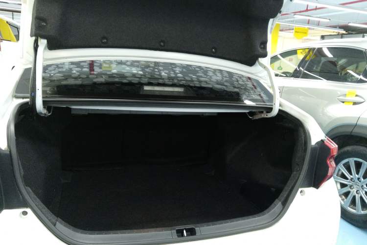 Used Toyota Levin 2017 Revised Version 185T CVT Elite Edition China VI Standard