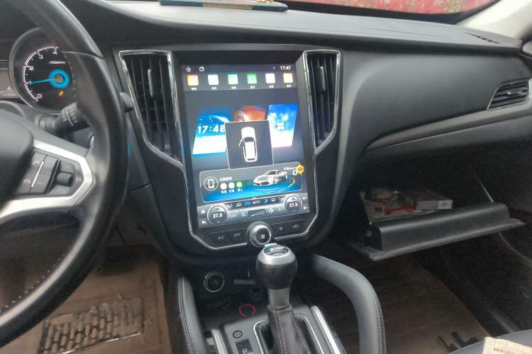 Used Zotye SR7 2016 1.5T CVT Cube Heart Edition China V Standard