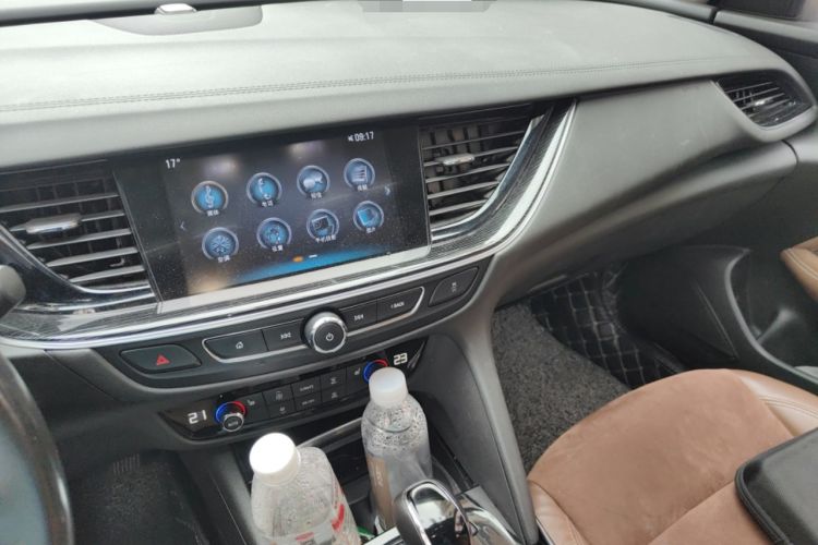 Used Buick Regal 2019 20T Elite Version China VI Standard Audio And AC Panel