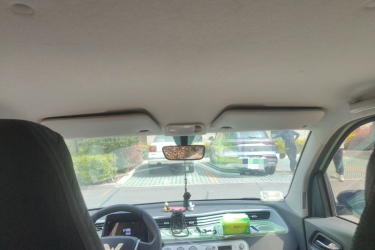 Used Wuling Hongguang MINIEV 2021 Macaron Premium Model – Lithium-NMC Headliner