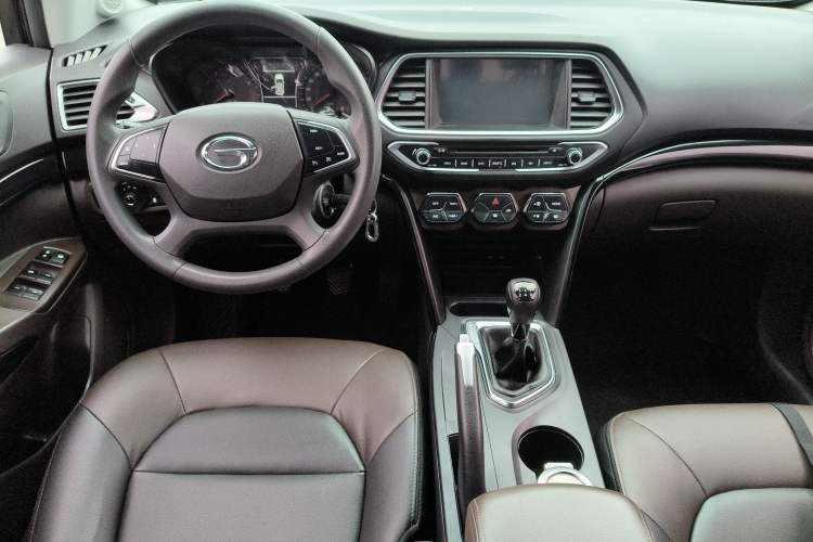 Used GAC Trumpchi GS4 2015 200T Manual Elite Edition
