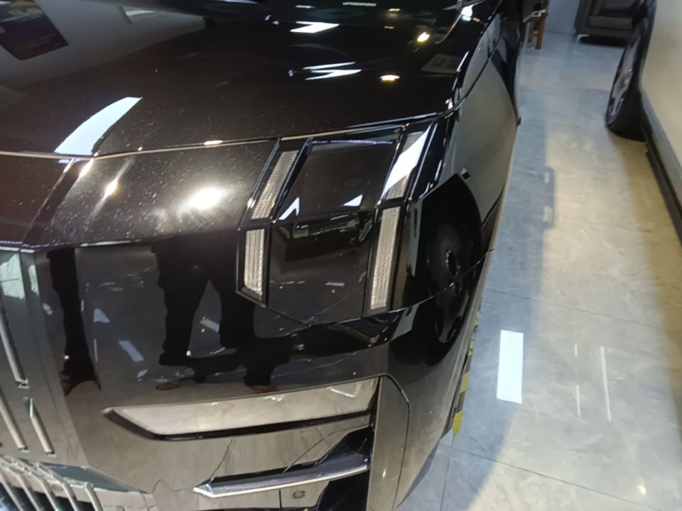 Zeekr 009 2024 Six-Seat Executive Version 4WD 108 kWh — снимка 8