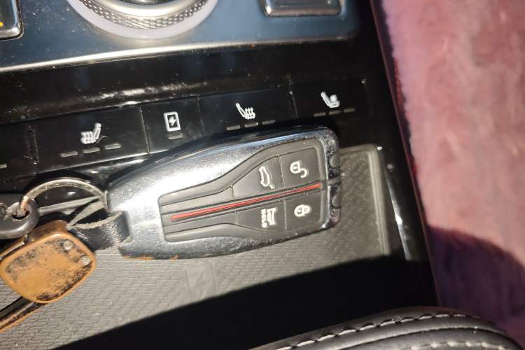 Used Hongqi HS5 2019 2.0T Smart Connect Flagship Edition
