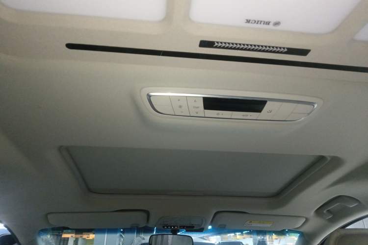 Used Buick GL8 2022 ES Landtrek 653T Comfort Edition
