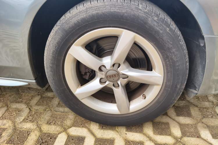 Used Audi A4L 2013 35 TFSI Automatic Comfort Model
