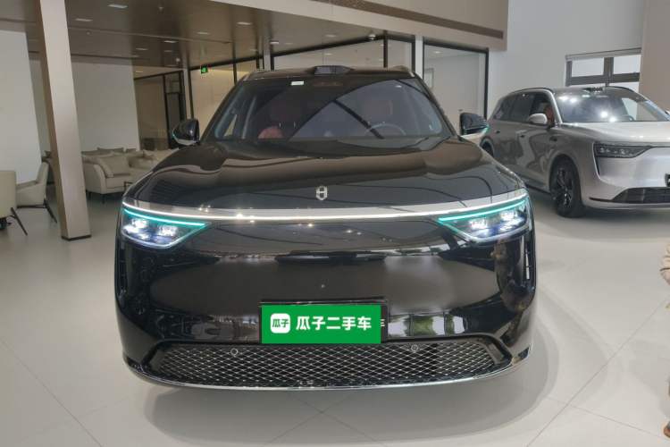 Used Hima AITO M8 2025 Model Pure Electric Max+ Six-Seat Four-Wheel-Drive Version