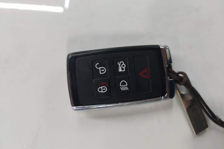 Used Jaguar XEL 2020 2.0T 200PS R-DYNAMIC Youth Sports Edition