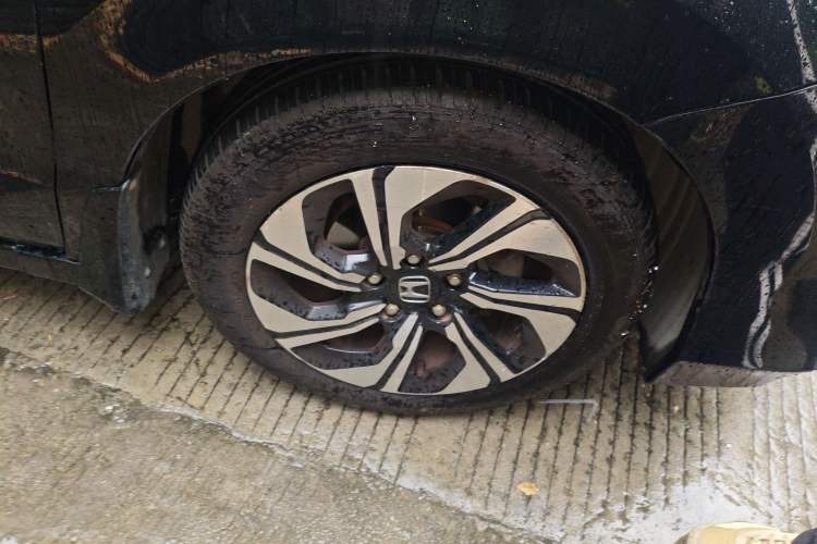 Used Honda Crider 2016 1.8L CVT Luxury Edition
