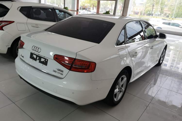 Used Audi A4L 2015 35 TFSI Automatic Standard Model
