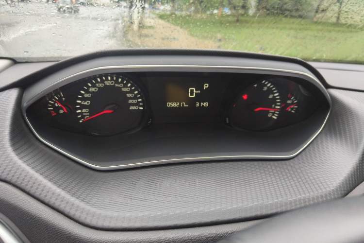 Used Peugeot 308 2019 1.6L Automatic Luxury Version China V Standard Odometer Close Up