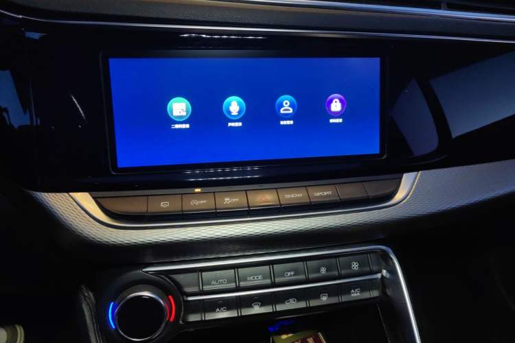 Used Dongfeng Aeolus AX7 2020 1.6T Automatic AI Pioneer Model China VI Standard
