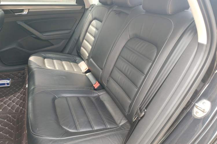 Used Volkswagen Passat 2017 330TSI DSG Luxury Edition Left Rear Seat