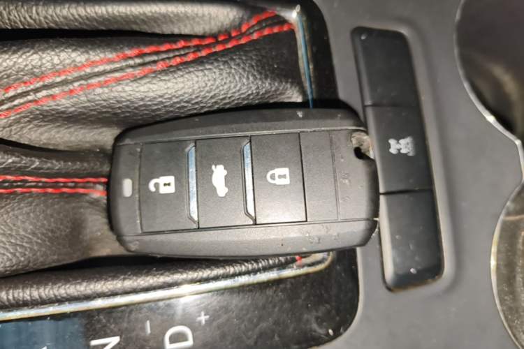 Used CHANGAN CS75 2015 1.8T Automatic 4x4 Elite Model China V Standard