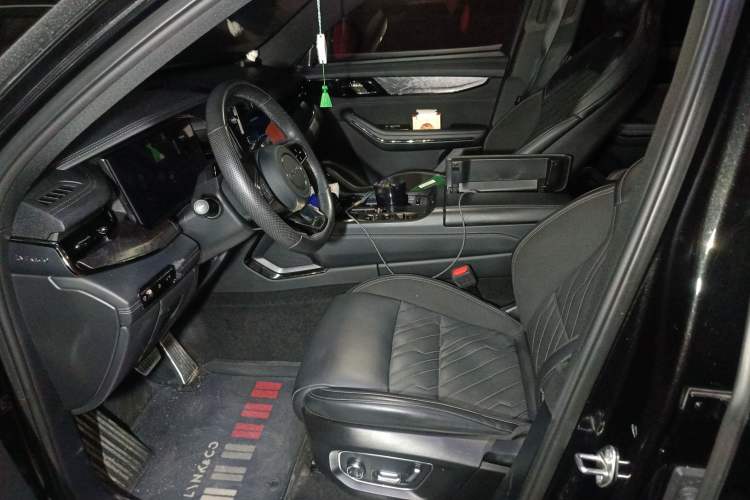 Used Lynk & Co 09 EM-P 2021 2.0T PHEV Halo Six-Seater
