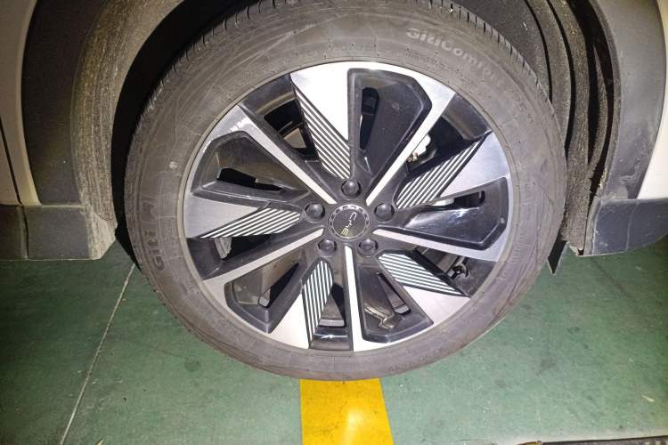 Used BYD Song PLUS New Energy 2025 EV 520km Premium Version
